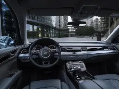 Audi A8 2016 — салон