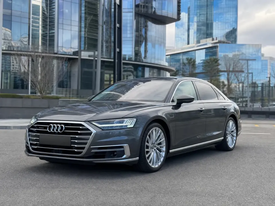 Audi A8 — аренда в Алматы