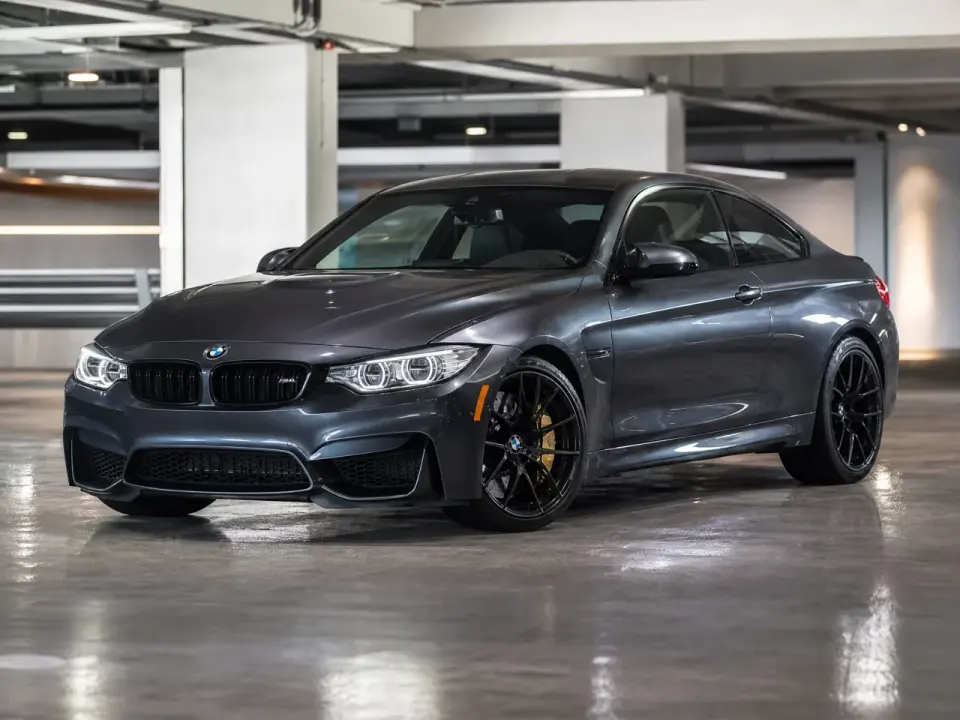 BMW M4 — аренда в Алматы