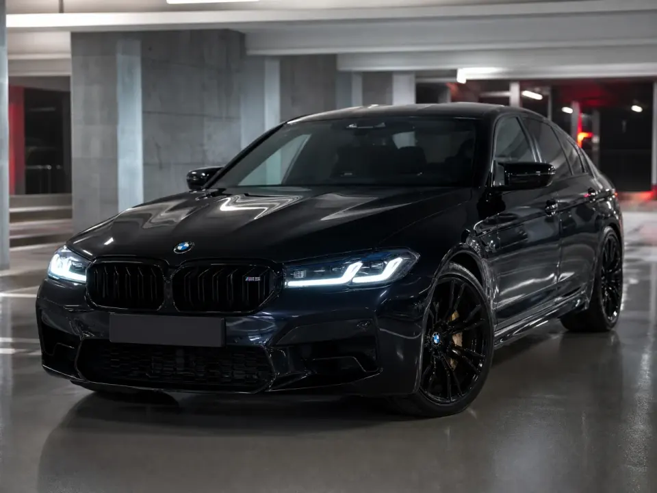 BMW M5 — аренда в Алматы