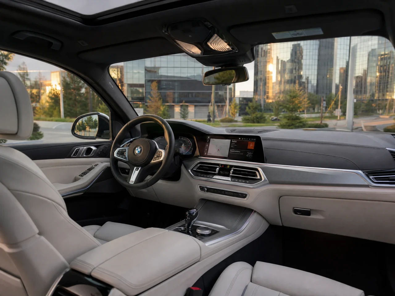 BMW X5 — салон