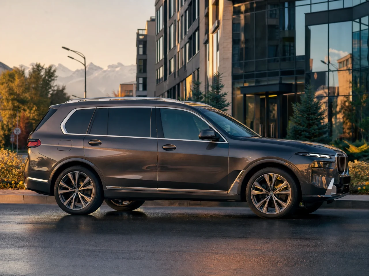 BMW X7 — сбоку