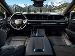 Cadillac Escalade 2023 — салон