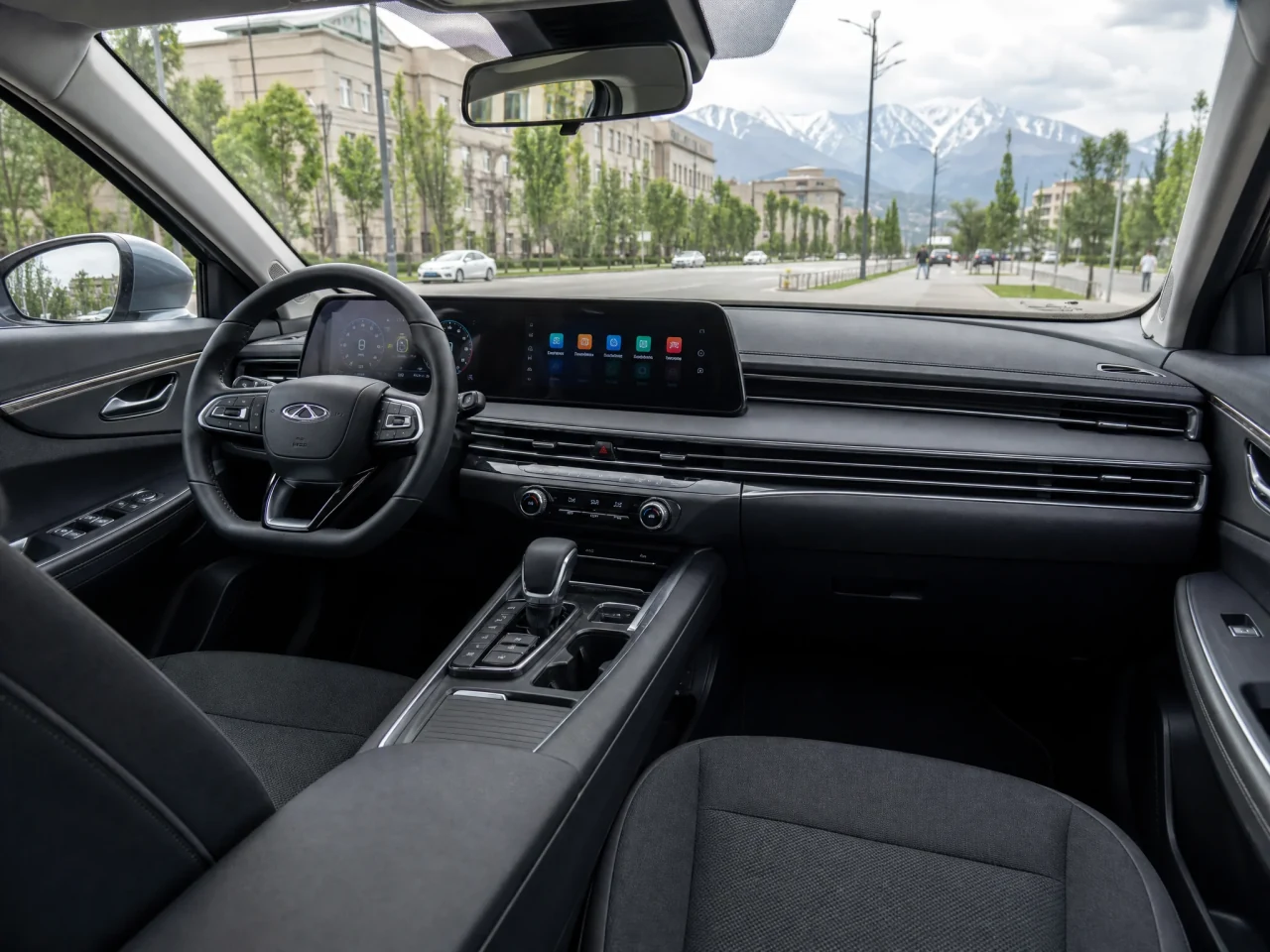 Chery Arrizo 8 — салон