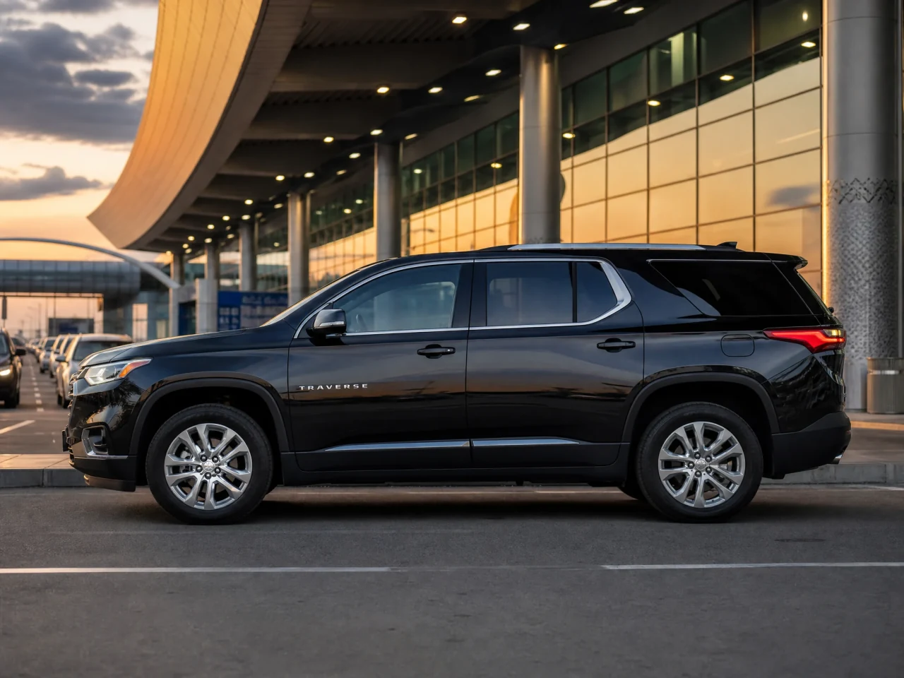 Chevrolet Traverse — сбоку