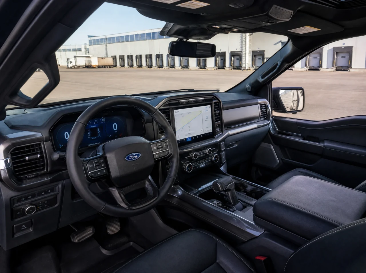 Ford F-150 — салон