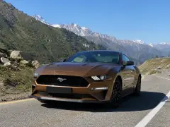 Ford Mustang 2020 — алдыңғы жағы