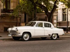 GAZ-21 Volga Retro 1965 — сбоку
