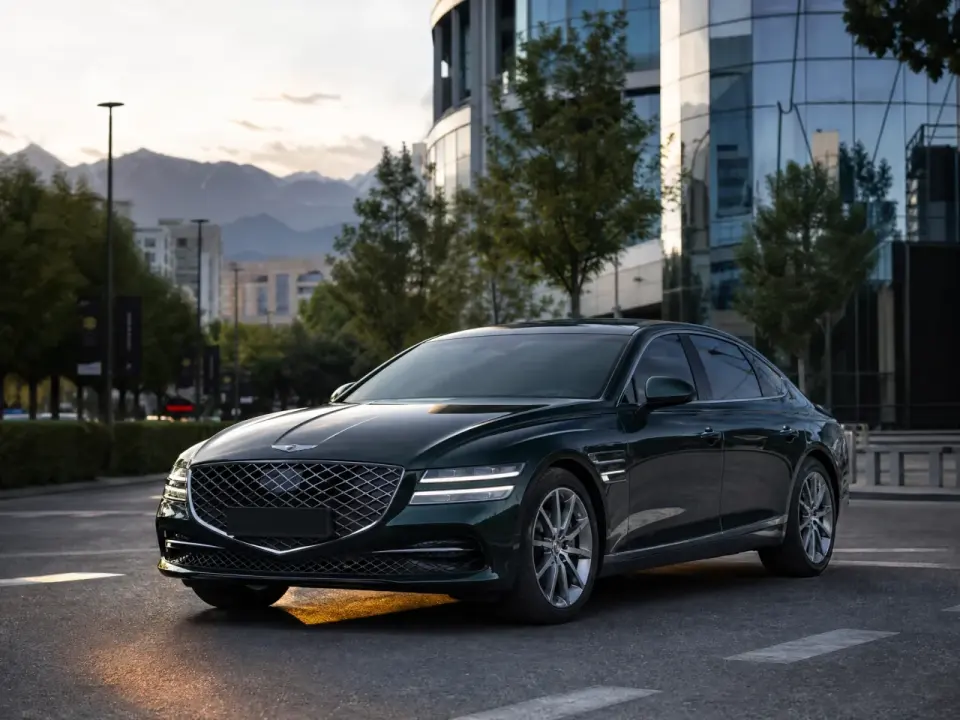 Genesis G80 — аренда в Алматы