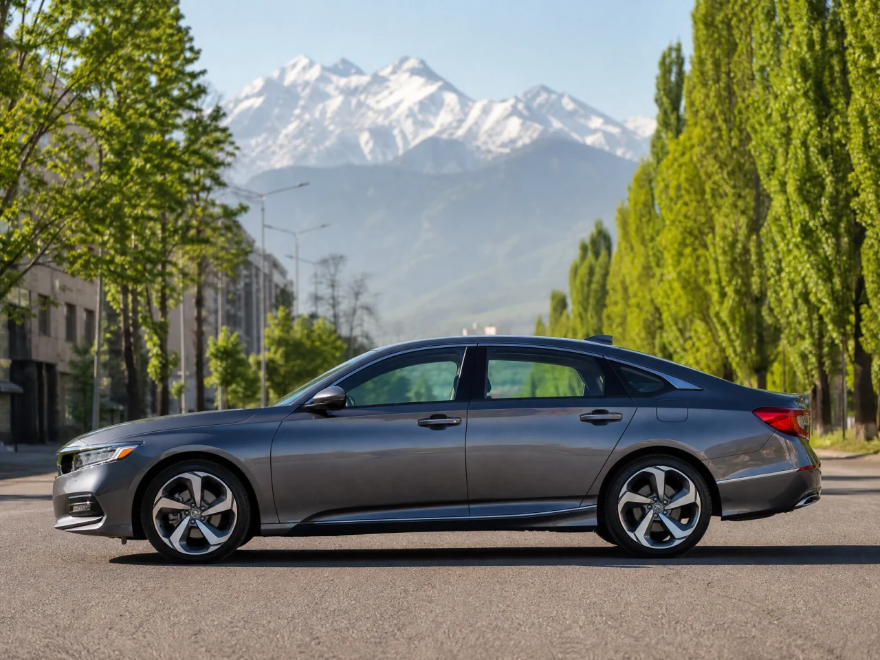 Honda Accord — сбоку