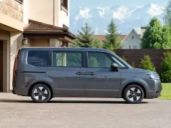 Honda Stepwgn 2019 — сбоку