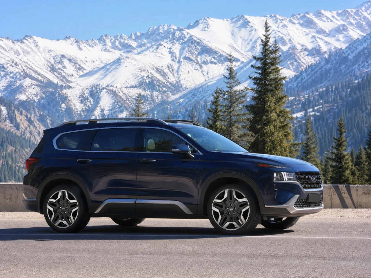 Hyundai Santa Fe — сбоку