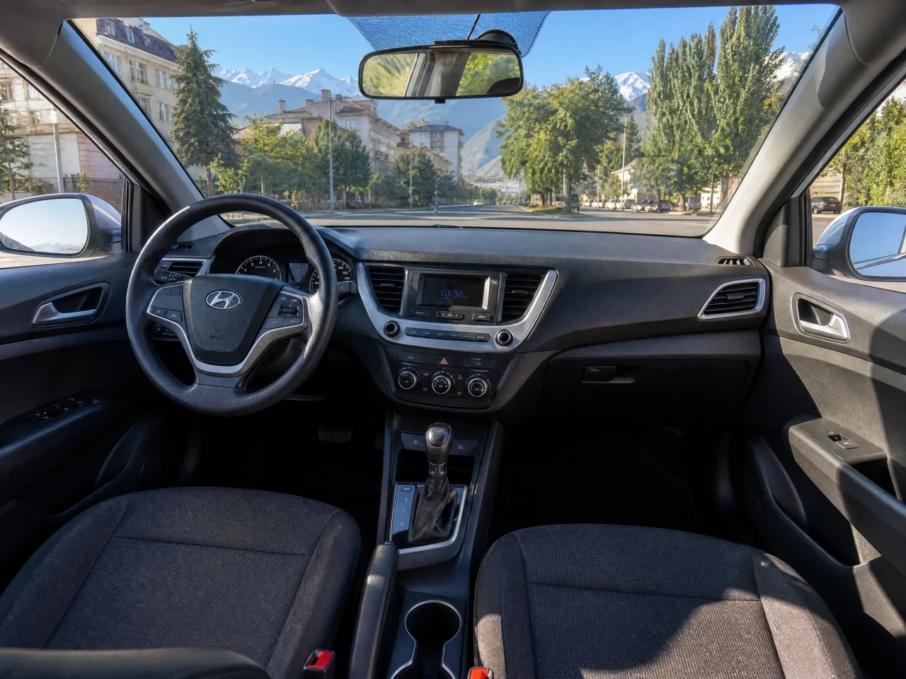 Hyundai Solaris — салон
