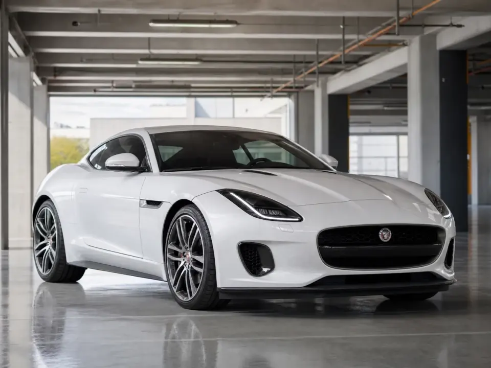 Jaguar F-Type — аренда в Алматы