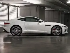 Jaguar F-Type 2021 — сбоку