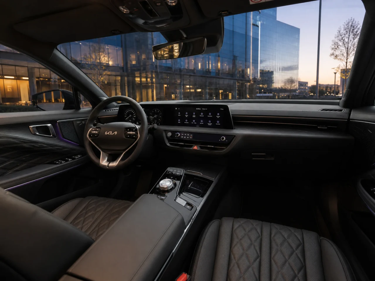 Kia K8 — салон