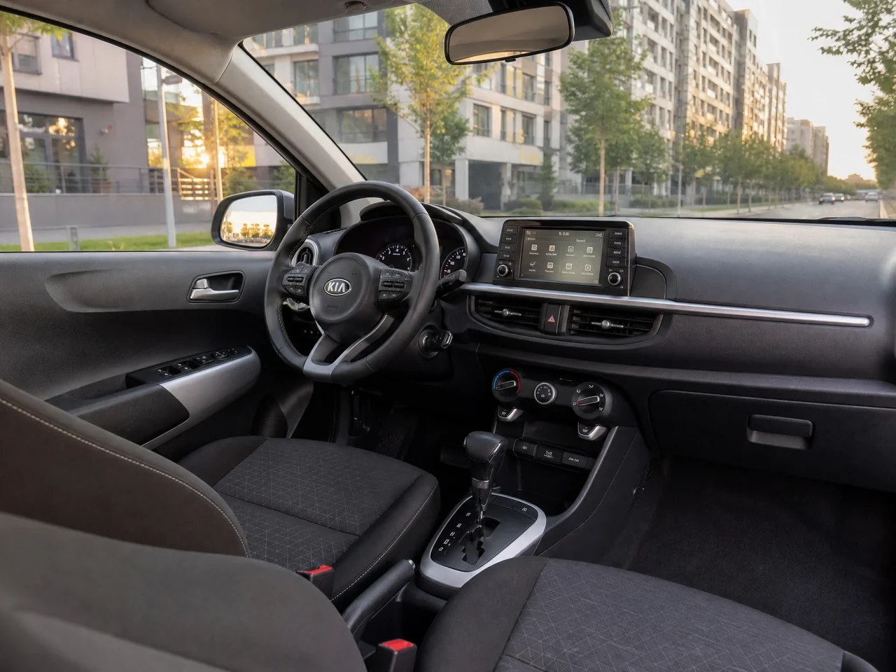 Kia Picanto — салон
