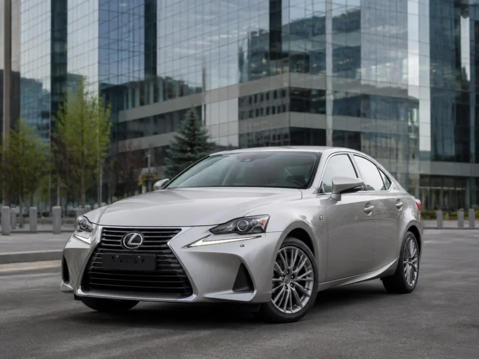 Lexus IS 2017 — аренда в Алматы