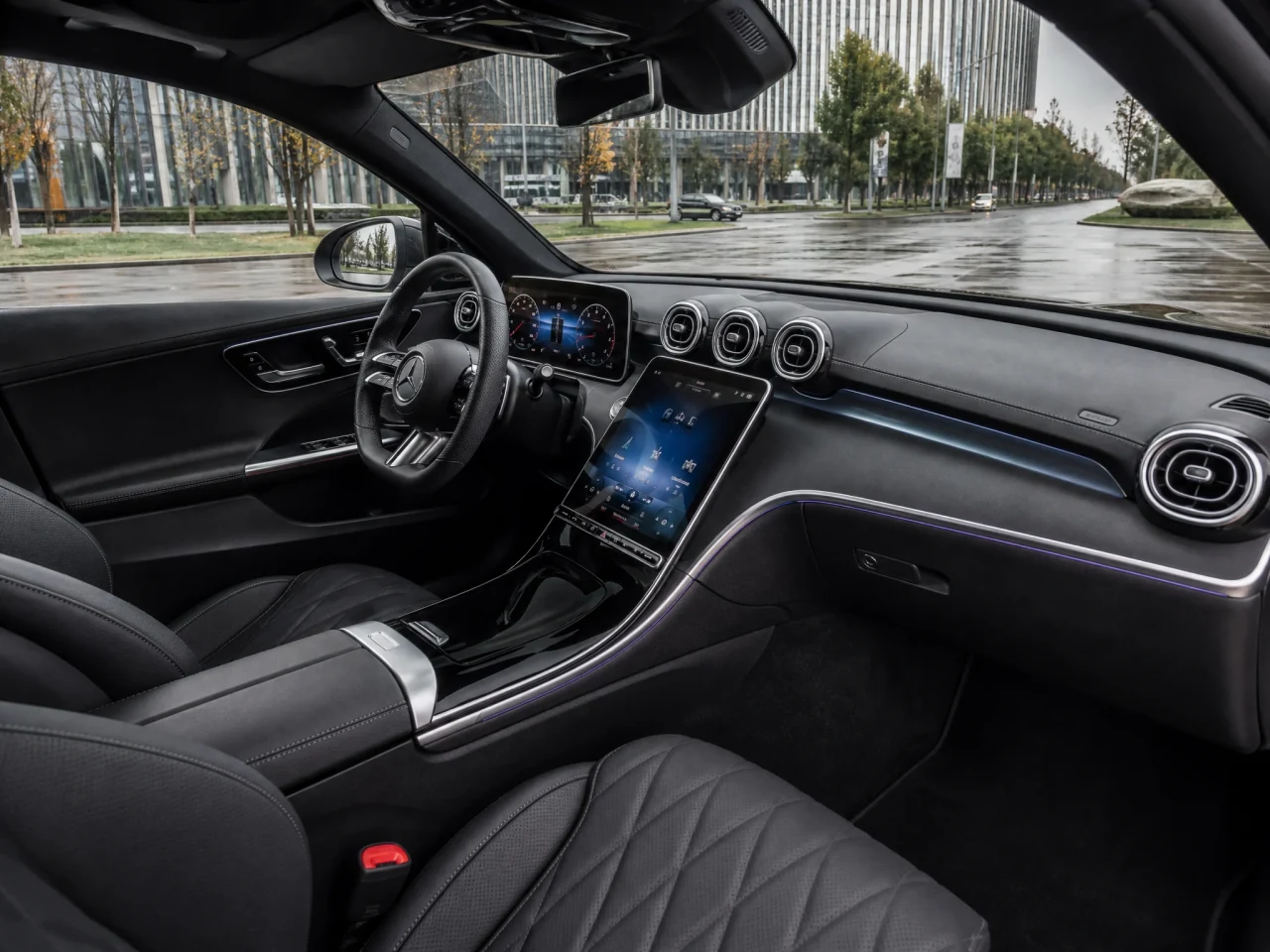Mercedes-Benz C-Class — салон