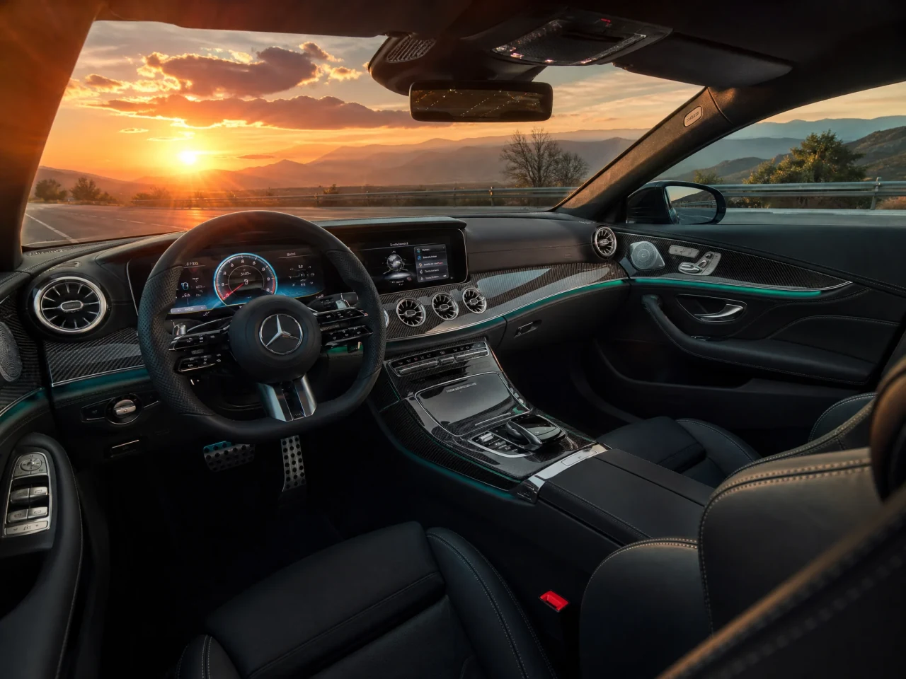 Mercedes-Benz CLS — салон
