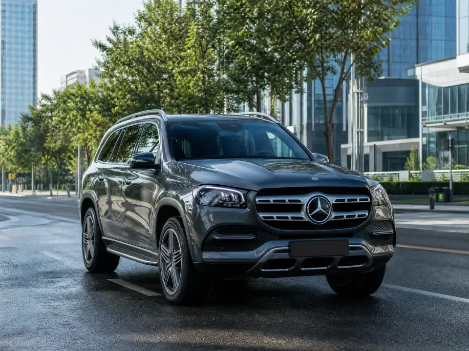 Mercedes-Benz GLS — аренда в Алматы