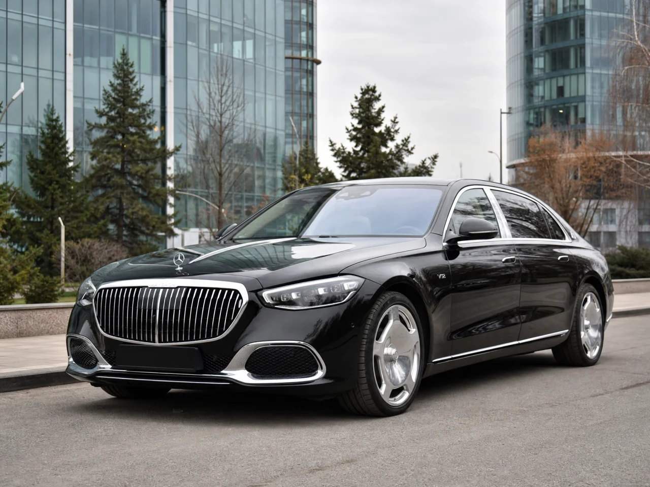 Mercedes-Maybach S680 — аренда в Алматы