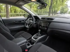Nissan Sentra 2021 — салон