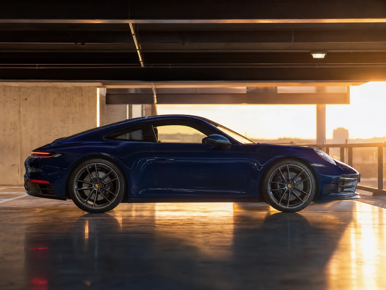 Porsche 911 — сбоку