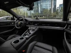 Porsche Panamera 2021 — салоны