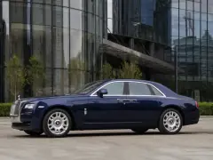 Rolls-Royce Ghost 2014 — бүйірінен