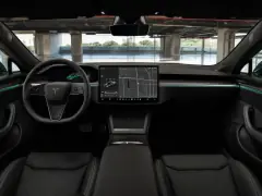 Tesla Model S 2022 — салон