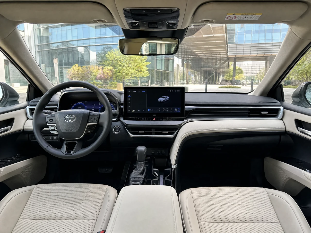 Toyota Camry 80 — салон