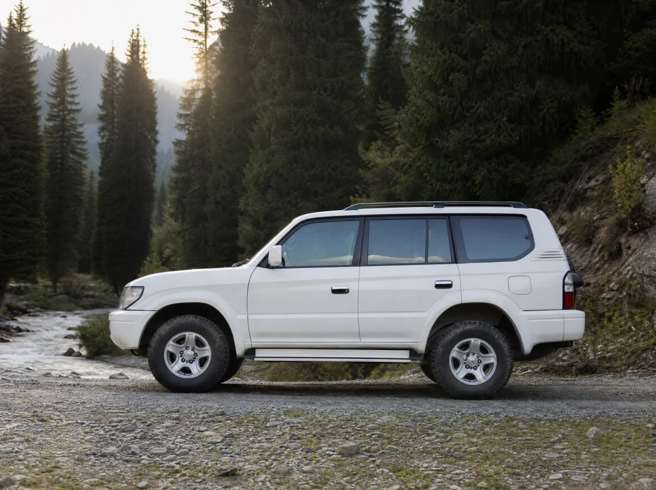Toyota Land Cruiser Prado 90 — бүйірінен