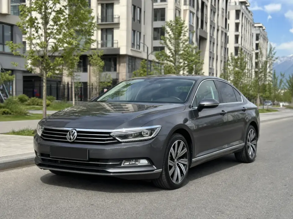 Volkswagen Passat — аренда в Алматы