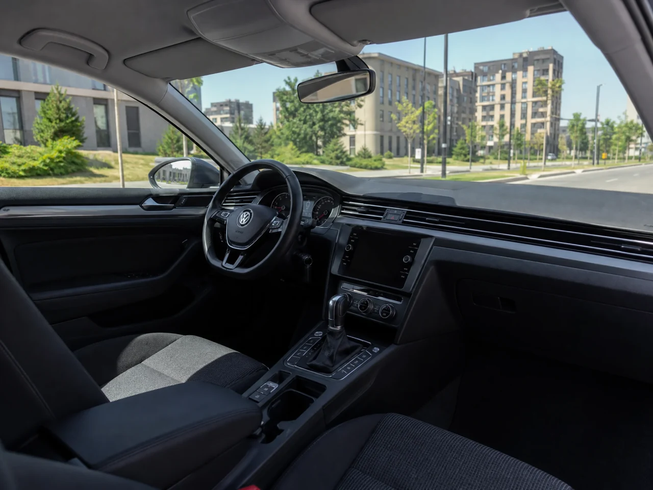 Volkswagen Passat — салон