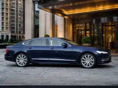 Volvo S90 2021 — сбоку